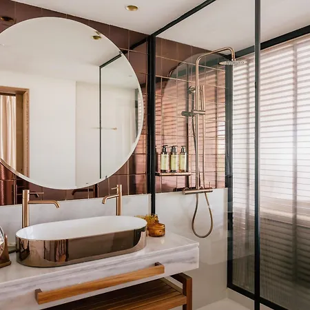 Me By Meliá Hotel