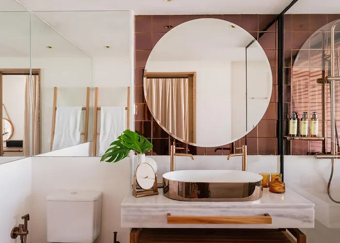Отель Me By Melia Marbella 5*