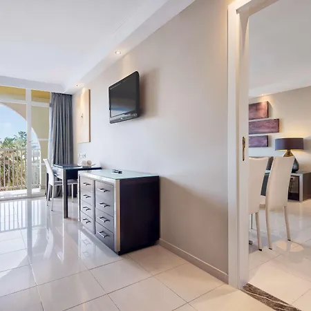 Melia Banús 5*