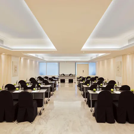 Melia Banús 5*
