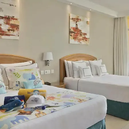Melia Banús