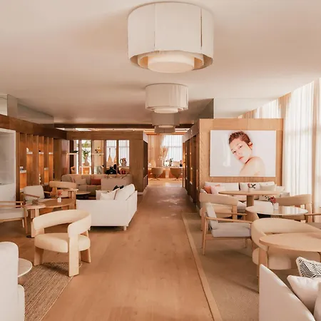 Hotel Me By Melia